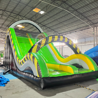 Parcours d'obstacles gonflable pour adultes Jeu d'obstacles rotatifs gonflables Pistolet Nerf Obstacle gonflable