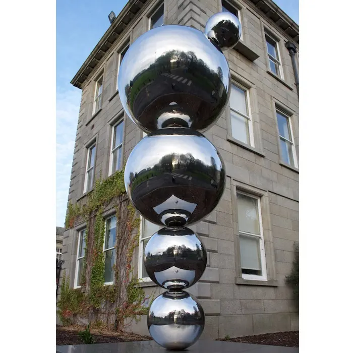 Sculpture extérieure en boule de sphère d'acier inoxydable d'art moderne poli