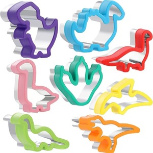 Juego de Cortadores de Galletas con Forma de Dinosaurios y Dibujos Animados - Cortador de Alimentos de Acero Inoxidable con Borde de Silicona para Niños - Product Image 3