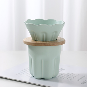 Nuevo Juego de Cafetera de Cerámica Verde Salvia, Kit de Accesorios Clásicos de Porcelana para Preparar Café, para Servir Bebidas en Casa, Cafetería o Panadería - Product Image 3