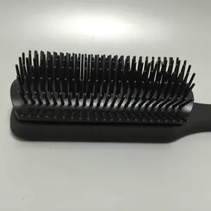 最新的碳纤维头发修剪器梳子刷