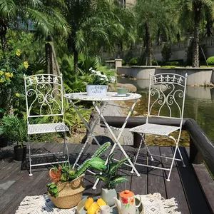 Hava koşullarına dayanıklı veranda masası sandalyeler katlanabilir antika beyaz Bistro seti bahçe yemek takımları