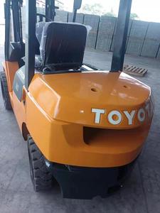Vente en gros machine d'occasion 3 tonnes chariot élévateur manuel TOYOTA FD30 chariot élévateur bon marché à vendre - Product Image 6
