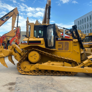 Bulldozer D7R de segunda mano confiable, resistente para construcción minera, movimiento de tierras, motor de rodamiento inclinado, equipo industrial - Product Image 1