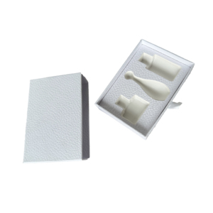 กล่องกระดาษแข็งสีขาวพิมพ์ลายนูนแบบกำหนดเอง เป็นมิตรกับสิ่งแวดล้อม พร้อมฟองน้ำสำหรับน้ำ<span class=keywords><strong>หอม</strong></span> ครีมทาหน้า ของขวัญงานแต่งงาน กล่องเครื่องสำอางทรงเพรียวบาง - Product Image 3