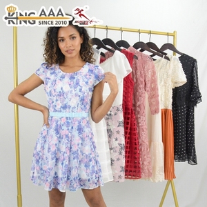 Robes longues délicates en maille ajourée KingAAA, les plus vendues, d'occasion pour femme, pour le quotidien et les trajets, vêtements usagés en balles - Product Image 1