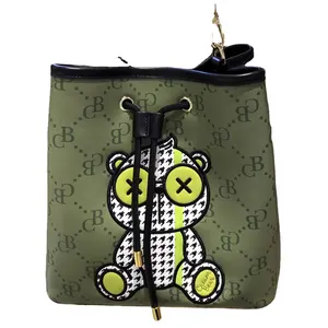 Высококачественная сумка-ведро из искусственной кожи через плечо для женщин с милым дизайном, кремовая сумка с медведем