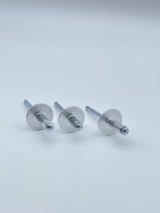 Remaches de impacto de extremo abierto DIN7337 con cabeza abombada zincada, remaches ciegos de aluminio y acero 3.2/4.0/4.8 para <span class=keywords><strong>remachadora</strong></span> - Product Image 3