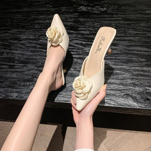Mules da donna color <span class=keywords><strong>crema</strong></span> con decorazioni floreali, tacco a spillo, in PU liscio, a punta, slip-on, <span class=keywords><strong>per</strong></span> cocktail, occasioni formali, matrimoni, scarpe eleganti da invitata - Product Image 4