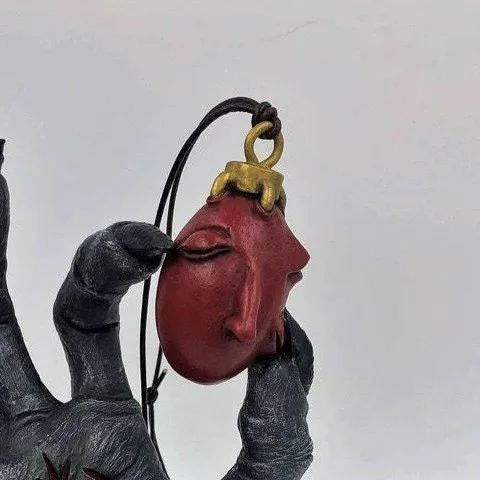 Accessorio per benda a forma di cuore con cordino