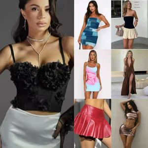 Nuovissime Balle Miste di Abbigliamento Usato Femminile, Scatole Sorpresa Misteriose a Basso Prezzo - Product Image 2