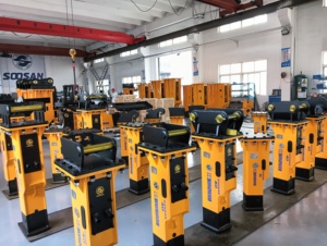 Martillo Hidráulico de Modificación de Soporte para Excavadora, Tipo Caja Silenciosa SB40 - Product Image 2