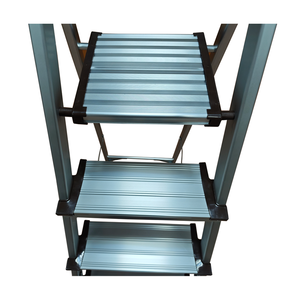 <span class=keywords><strong>Escalera</strong></span> Plegable <span class=keywords><strong>de</strong></span> Aluminio <span class=keywords><strong>de</strong></span> <span class=keywords><strong>5</strong></span> <span class=keywords><strong>Peldaños</strong></span>, Resistente y Ligera, con <span class=keywords><strong>Peldaños</strong></span> Anchos Antideslizantes, <span class=keywords><strong>Escalera</strong></span> Compacta Tipo Espiga para Bricolaje en el Hogar - Product Image 4