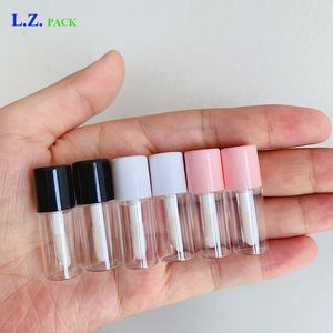 LZ Pack Estoque Venda quente testador 1.5ml mini tubos de brilho labial fofos para crianças de marca própria redondo preto branco rosa tubos minúsculos de brilho labial - Product Image 2