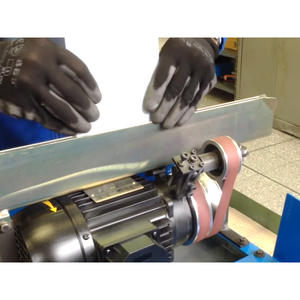 Ebavureuse de banc à bande abrasive Aceti pour tôle jusqu'à 2mm d'épaisseur - Product Image 6