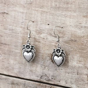 Vintage Heart Flower Ear <b>Hook</b> <b>Earrings</b> For Women Antique Style Floral Drop <b>Earrings</b> Fashion Daily Wear Jewelry Wholesale - Product Image 6