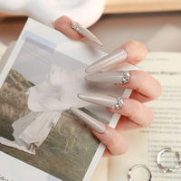Ongles artificiels en acrylique à coller, forme Stiletto longue, design personnalisé avec strass solides, vente en gros pour salons