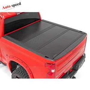 Couvre-caisse rigide pliable en trois parties pour modèles à benne courte de 5,8 pi (68 po) pour Chevrolet <span class=keywords><strong>Silverado</strong></span> 04-06 et modèles Chevrolet <span class=keywords><strong>Silverado</strong></span> 2007 « Carrosserie classique » - Product Image 3