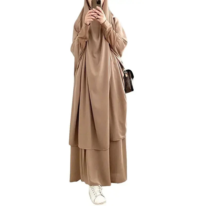 Robe musulmane du Ramadan Hijab pour femmes Abaya Dubaï Robes en satin turc