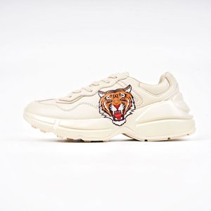 Chaussures de sport et de loisirs de luxe haut de gamme 2026 pour hommes et femmes, avec tige en EVA, semelle intermédiaire en PHYLON, semelle extérieure en PU et doublure en PVC - Product Image 2