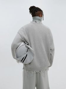 Logo personnalisé ODM & OEM Détruire le col rond Pull en tissu American High Street Pull à col rond en tricot Confort hip hop - Product Image 4