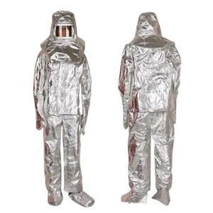 Factory Direct Customizable Wholesale Firefighter <b>Suits</b> High-Temp Protective Clothing Aramid-Aluminum Foil Thermal <b>Suit</b> - Product Image 1