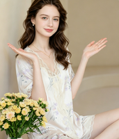Nouvel ensemble de pyjama tissé haut de gamme pour femme, imprimé floral, légèrement luxueux, col en V, manches courtes, 2 pièces, short à taille élastique