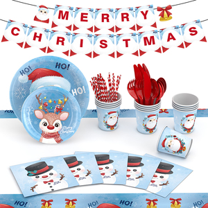 Ensemble <span class=keywords><strong>de</strong></span> vaisselle <span class=keywords><strong>de</strong></span> fête <span class=keywords><strong>de</strong></span> Noël <span class=keywords><strong>en</strong></span> <span class=keywords><strong>papier</strong></span> moderne comprenant assiette, bannière, fourchettes, gobelets, cuillères, serviettes et nappe. - Product Image 4
