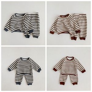 Conjunto de Ropa de Bebé de 2 Piezas para Recién Nacidos, Niños y Niñas, Algodón, Manga Larga, Suave - Product Image 2