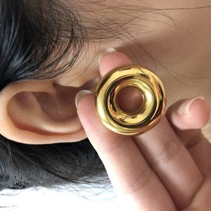 Wholesale 18K <b>Gold</b> Stainless Steel Dangle Earrings Geometric Pendant <b>Chunky</b> Texture Double <b>Hoop</b> Earrings Style Jewelry for Women - Product Image 3