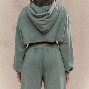 Ensemble de survêtement décontracté personnalisé pour femme : <span class=keywords><strong>veste</strong></span> à capuche courte zippée et <span class=keywords><strong>pantalon</strong></span> de survêtement à jambe extra <span class=keywords><strong>large</strong></span> à ourlet brut - Product Image 3