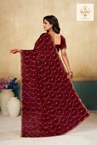 Sari de soirée en satin fantaisie pour femme avec embellissement de perles lourdes, tenue ethnique de luxe pour réception de mariage et fiançailles - Product Image 3