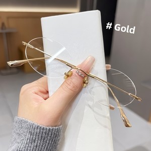 ספר אדום קטן אור אולטרה טהור מטיטניום מסגרת משקפיים אנטי-תכלת אור חם 131zm מוצק רגיל יהלום יוניסקס מוצק - Product Image 3