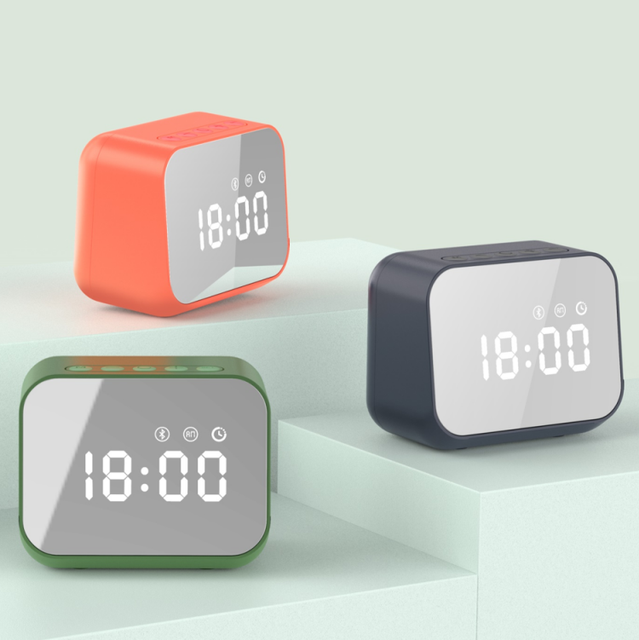 Popular S204 Waterproof Bluetooths Speaker Exquisite LED Screen Alarm Clock Speaker with FM Radio,USB and TF Card