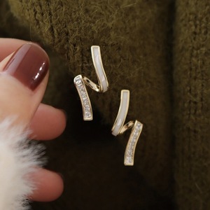 <strong>Lightening</strong> <strong>Earring</strong> Elegant and Versatile High-End Niche Design with Mosquito Coil Disc Trendy Fashion Stud <strong>Earrings</strong> - Product Image 1