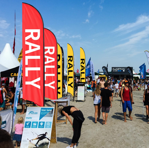 定制批发印花新款流行耐用聚酯泪珠飘扬横幅沙滩羽毛旗户外促销活动 - Product Image 2