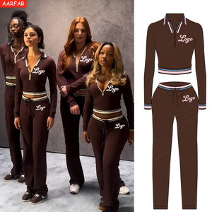 Tuta <span class=keywords><strong>Polo</strong></span> da donna mezza cerniera giacca a maniche lunghe e pantaloni da Jogger Set Set di tute da donna con logo personalizzato - Product Image 1