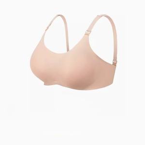 Soutien-gorge de cosplay quotidien pour femme, style célébrité internet, sans armatures, avec gel de silicone pour un effet push-up - Product Image 1