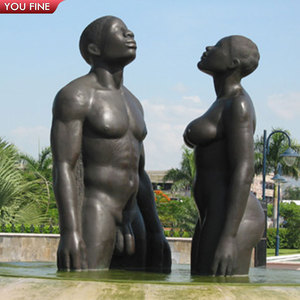 Statue de la Chanson de Rédemption, célèbre monument jamaïcain - Product Image 4