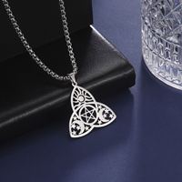 Collier Myshape Triquetra Triple Lune Déesse, Pendentif Pentagramme Wiccan en Acier Inoxydable, Bijou Amulette Religieuse pour Femme