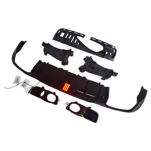 2016-2020 Mercedes-Benz Classe E W213 pour Kit diffuseur de queue de lèvre arrière Style <span class=keywords><strong>Brabus</strong></span> avec lumières LED Pare-chocs modifié État neuf - Product Image 3