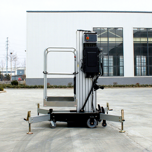 Mât élévateur vertical électrique portable KCCL, hauteur maximale 12 m, construction en alliage d'aluminium, capacité 200 kg, utilisation en usine de fabrication - Product Image 1