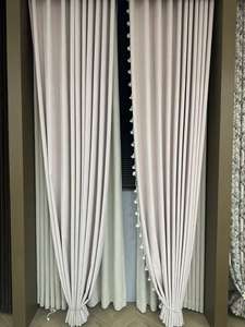 Le projet utilise intensément des rideaux de plafond personnalisés roses pour les bureaux et les hôtels. - Product Image 3