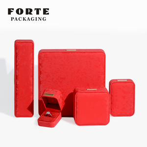 New Luxury Dubai <strong>Jewelry</strong> <strong>Box</strong> Customized Logo Ring <strong>Box</strong> with Luxury PU Leather New Fashion Embalagem Joias for Rings - Product Image 3