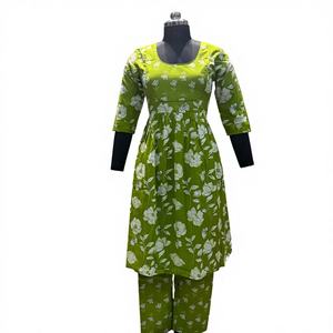 Túnica Premium de Cuello Redondo, Estampada a Mano con Bloques de Algodón Jaipuri, Kurti Corto, Vestidos Sencillos e Informales, Excelente Precio - Product Image 3