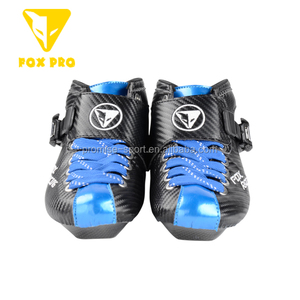 Nouvelle conception chaude bonne enfants roller course bottes carbone roller pour enfant - Product Image 2