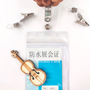 Carrete de insignia de tarjeta de identificación de nombre con clip de metal barato con correa de cinturón de PVC y soporte de accesorios de botón - Product Image 5