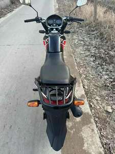 La Moto Stradale AHonda 125cc, Altamente Efficiente nei Consumi e Durevole, Molto Apprezzata dalle Persone - Product Image 3