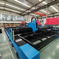 Machine de découpe laser à fibre sur rail au sol de 20 kW grand format, forte pénétration du faisceau pour la fabrication d'alliages épais en ingénierie