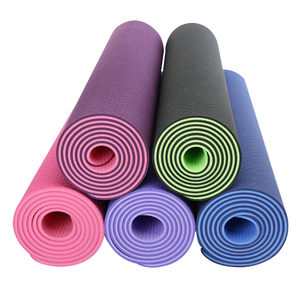 Tappetino Yoga antiscivolo TPE personalizzabile di alta qualità eco-friendly e pieghevole per lo Yoga caldo e l'esercizio Pilates - Product Image 2